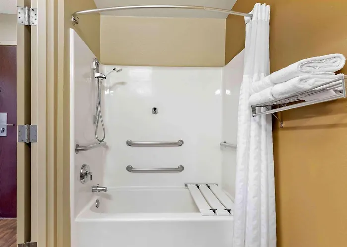 Extended America - - Midtown Hotel