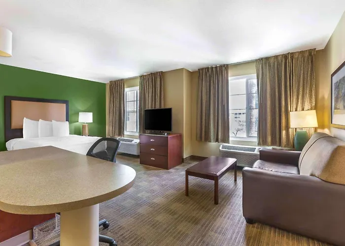 Extended America - - Midtown Hotel